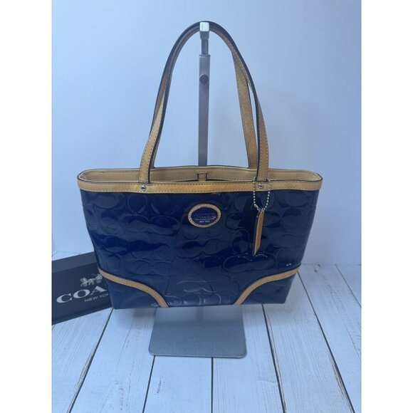 Coach Navy Signature Enamel Tote K1221-F48166 With Hang Tag 11x7x3” VGUC - Picture 1 of 7